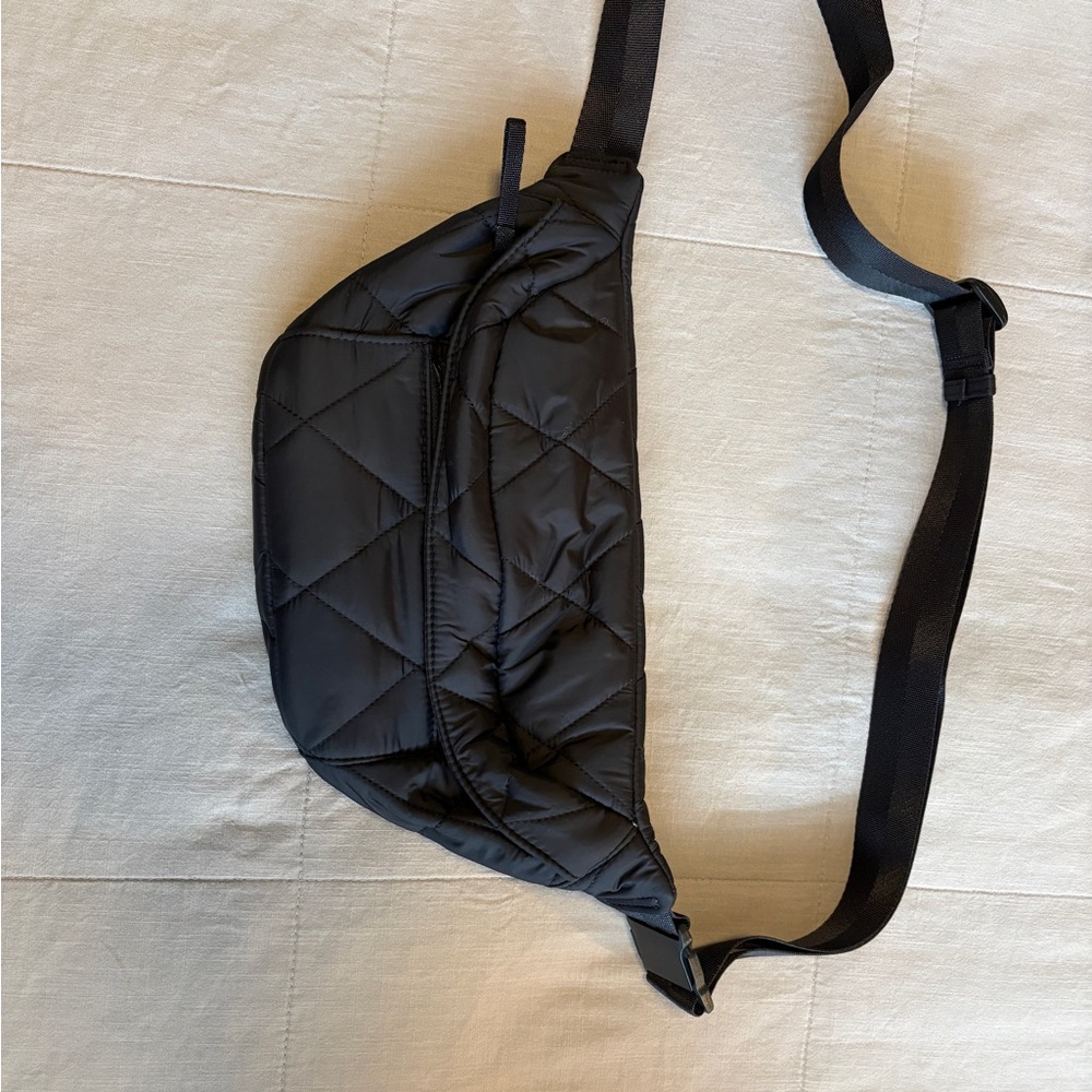 Vera Bradley Quilted Black Crossbody Sling Bag
